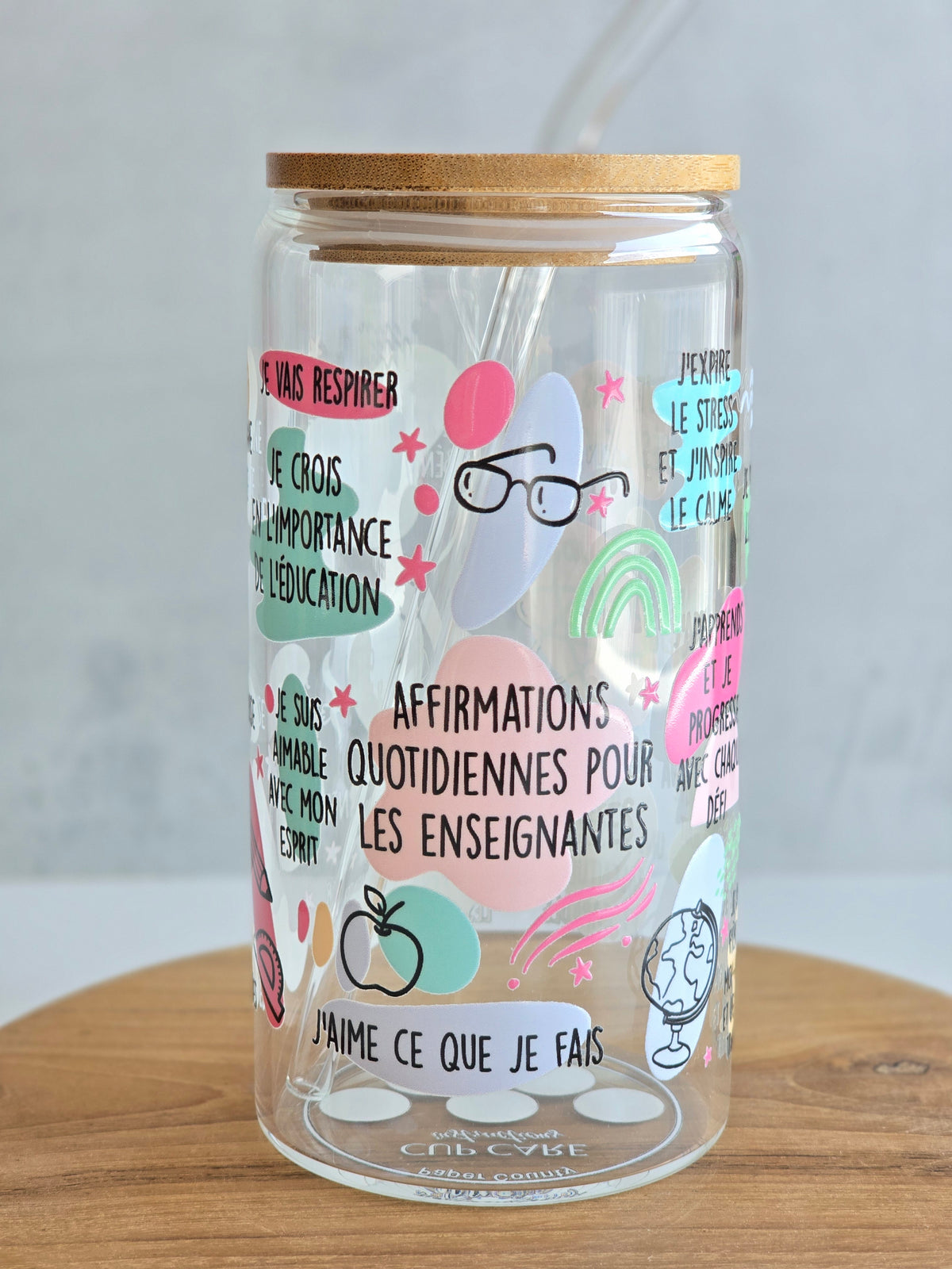 'Affirmations Quotidiennes pour les Enseignantes' Glass Cup