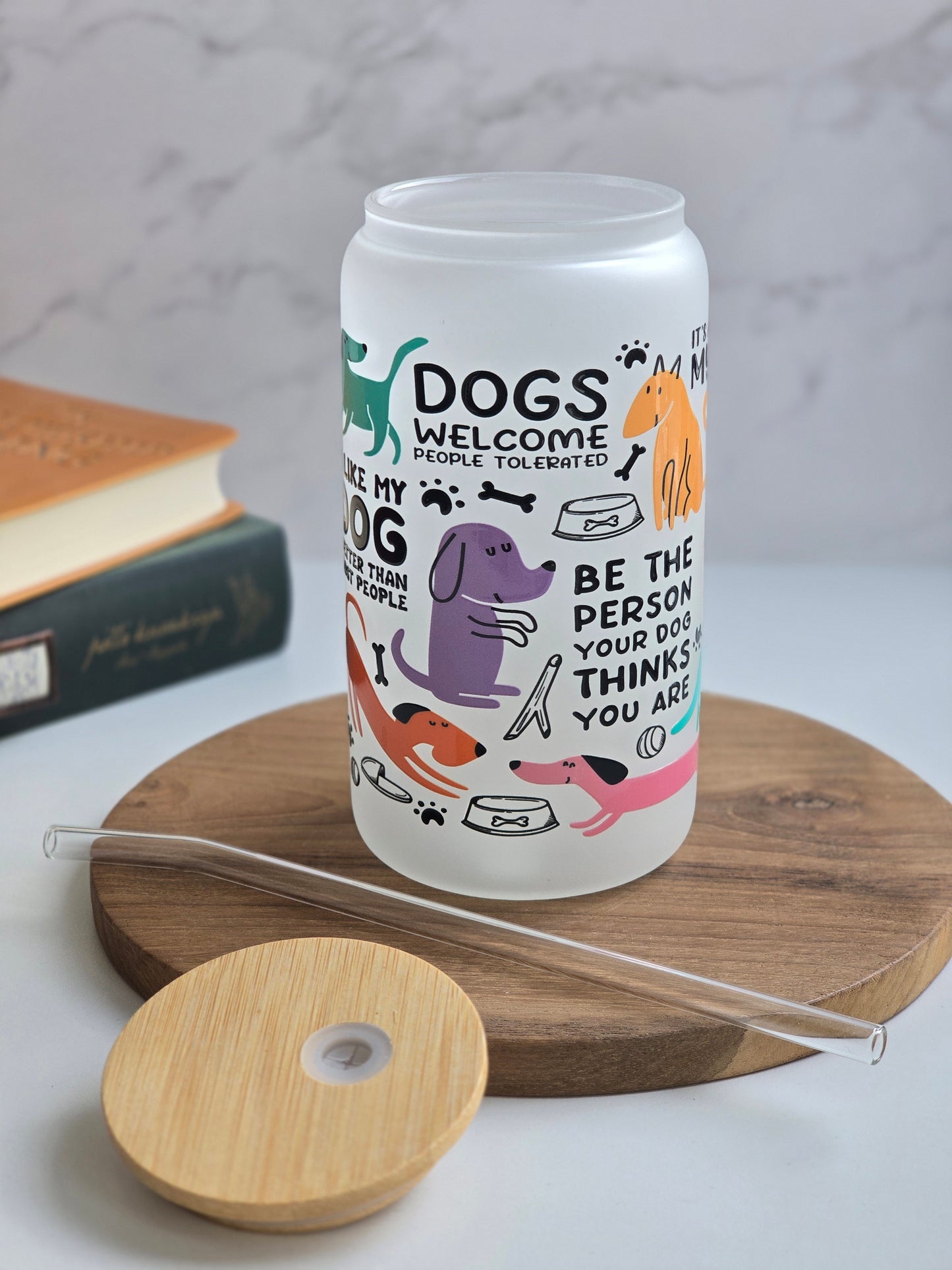 Glasbecher 'Home is Where the Dog Is'
