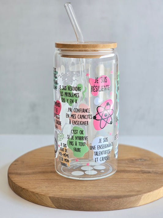 'Affirmations Quotidiennes pour les Enseignantes' Glass Cup