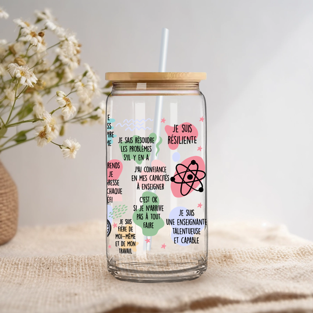 'Affirmations Quotidiennes pour les Enseignantes' Glass Cup