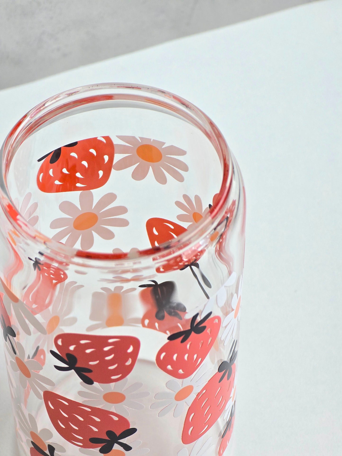 *Double-sided design* Daisy & Strawberry Glass Cup