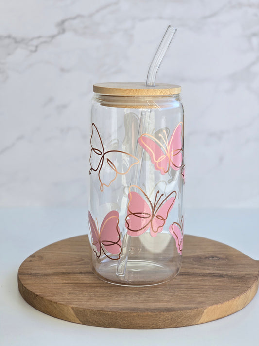 Rosa Schmetterlingsbecher