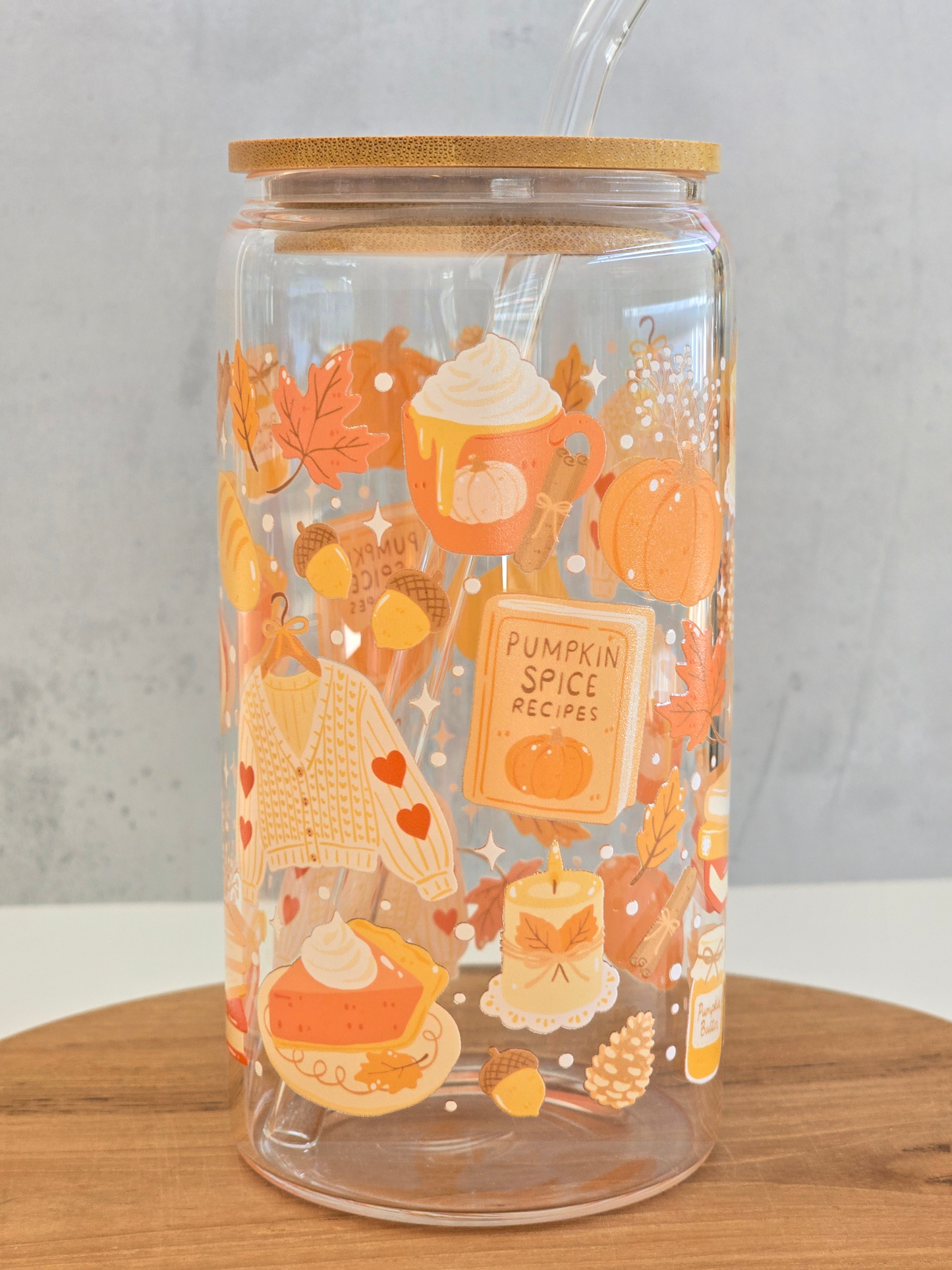 *Motiv auf beiden Seiten sichtbar* Pumpkin Spice Glasbecher